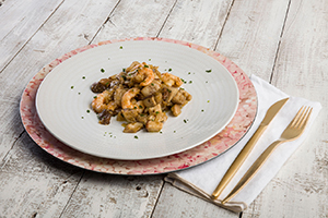 Foto receta salteado de boletus con langostinos pescanova fish solutions