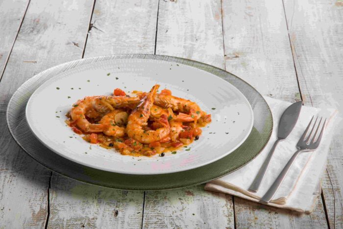 Foto formacion mariscos langostinos al whisky fish solutions