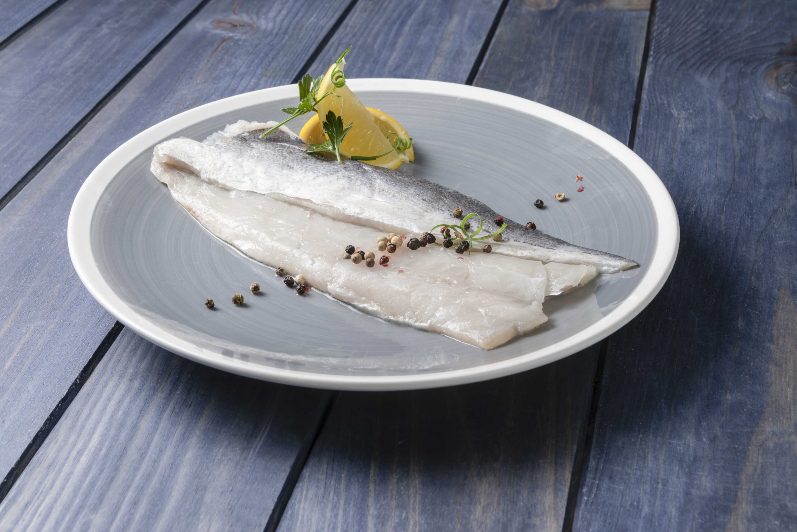 Filetes de merluza con piel PBO fish solutions para hosteleria