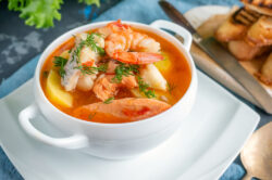 Receta foto de sopa de pescado fish solutions